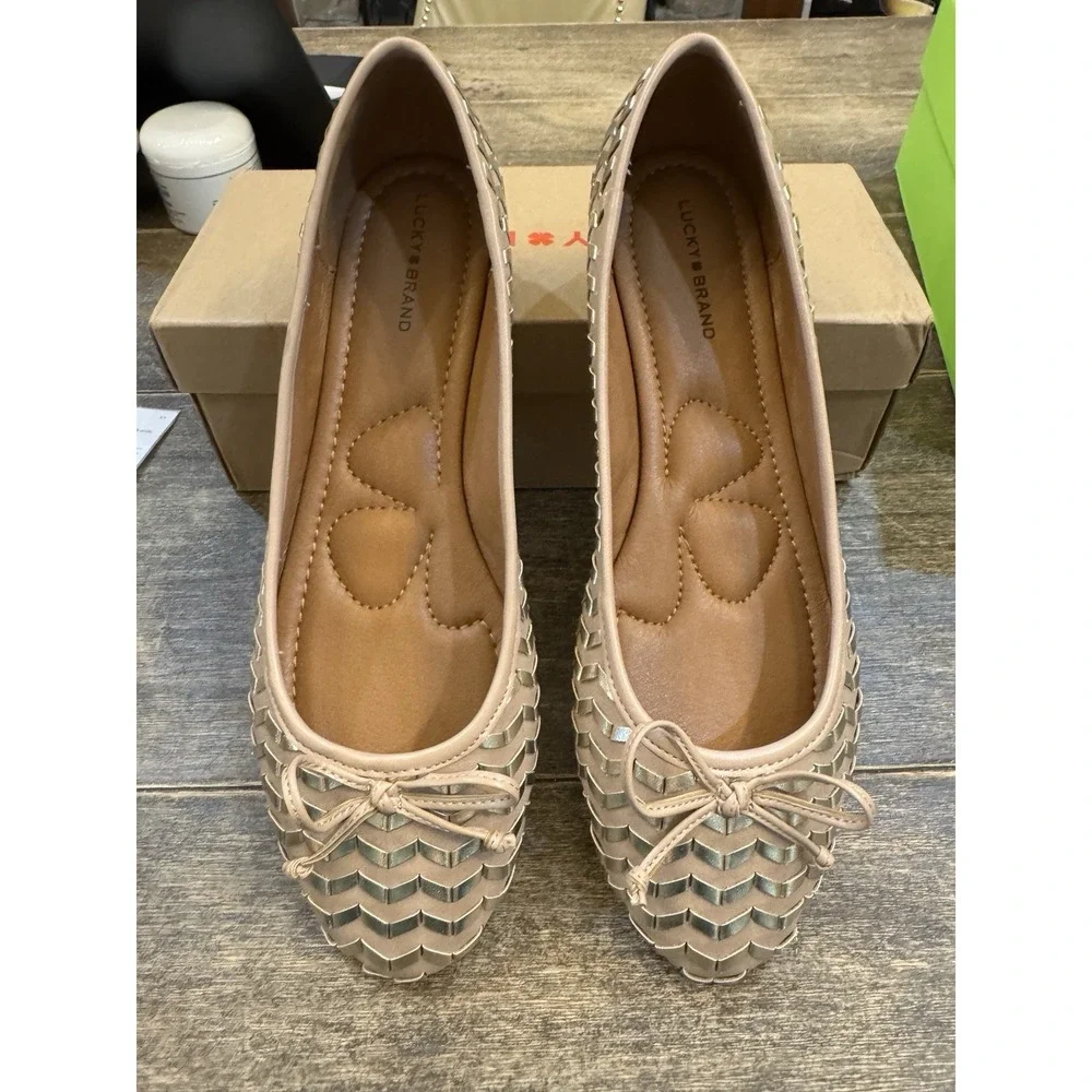 Lucky Brand Sargena ballet flats in a gold/beige color Size 11 Ballet Flats - Picture 2 of 10